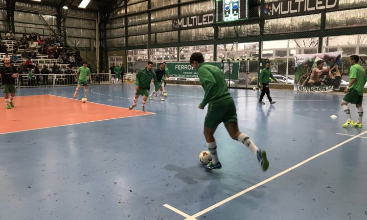 Ferro Carril Oeste on X: ¡Sumate y disfrutá del Futsal recreativo