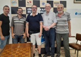 Gran torneo para el ajedrez verdolaga