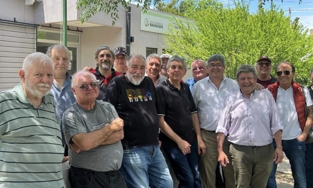 Ferro: vitalicios solidarios
