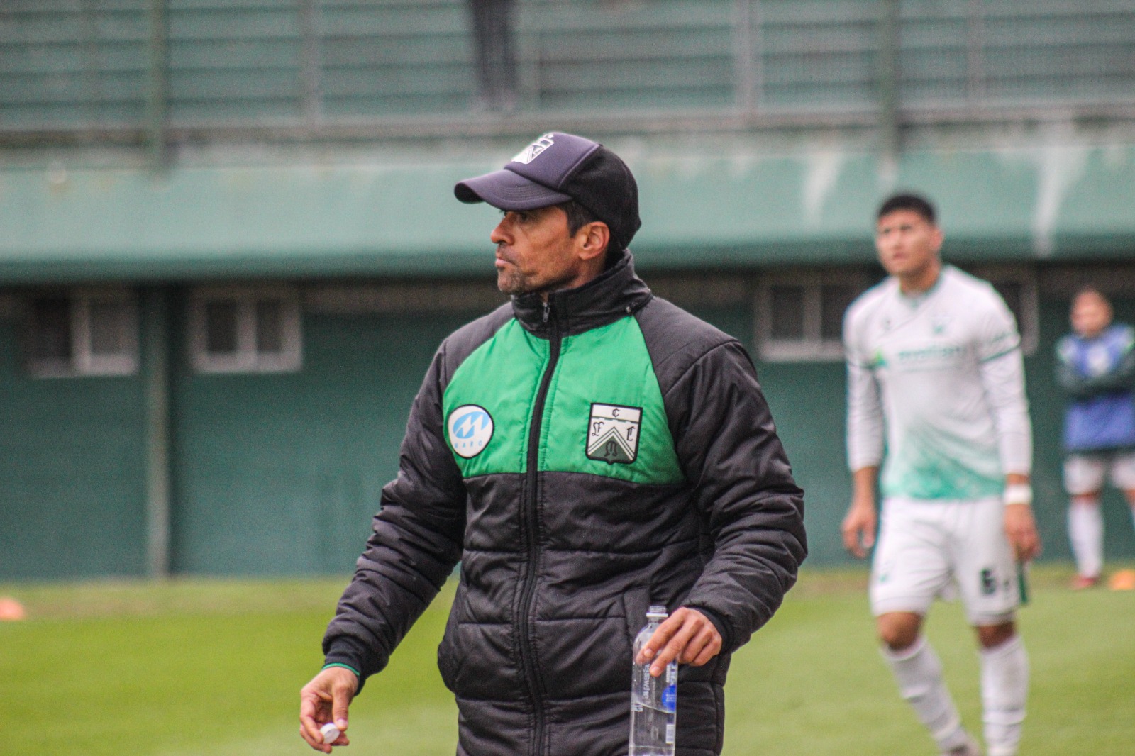 Ferro Carril Oeste realizo prueba de jugadores en el Club Social