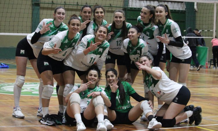 VÓLEY: TERCERA VICTORIA CONSECUTIVA
