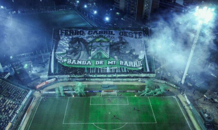 FERRO INAUGURÓ LA TRIBUNA LOCAL POPULAR OESTE