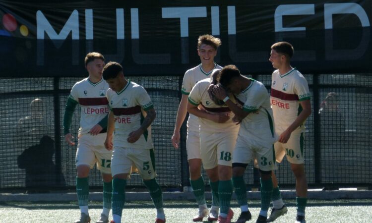 LOS JUVENILES DE FERRO FRENTE A BANFIELD