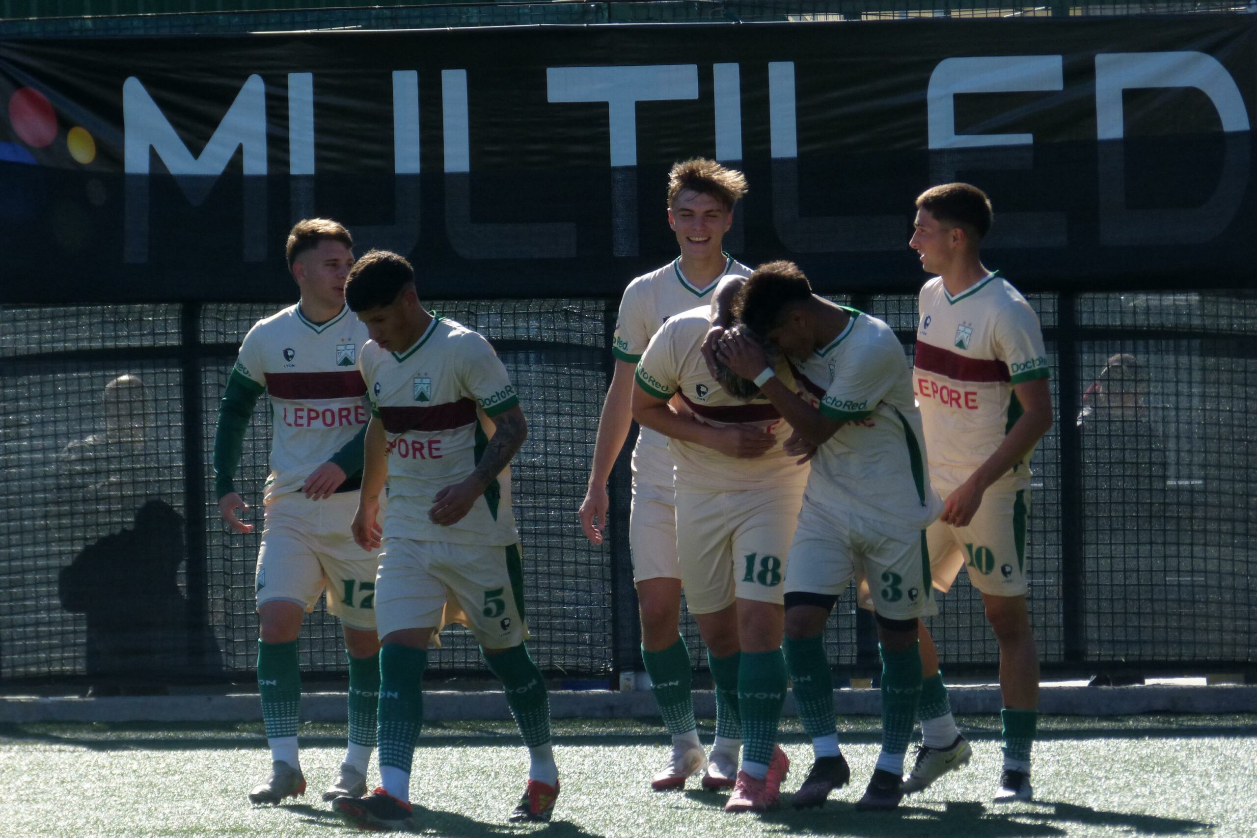 LOS JUVENILES DE FERRO FRENTE A BANFIELD