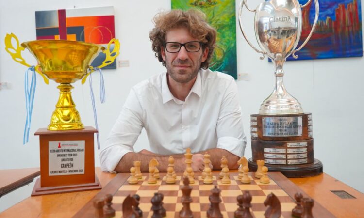 CAMPEÓN VERDOLAGA EN AJÉDREZ